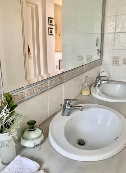 Marine'S Lux Villa:Golden Sunset Kalamata Ngoại thất bức ảnh
