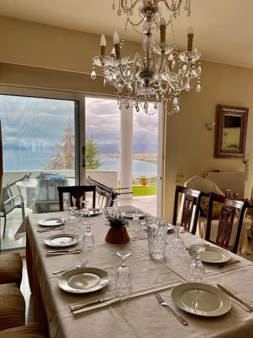 Marine'S Lux Villa:Golden Sunset Kalamata Ngoại thất bức ảnh